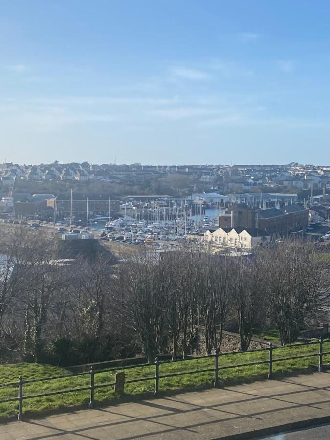 Bed and Breakfast Flat 3, Murray Crescent House Milford Haven Exterior foto